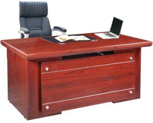 BÀN TRƯỞNG PHÒNG SƠN PU ET1600E